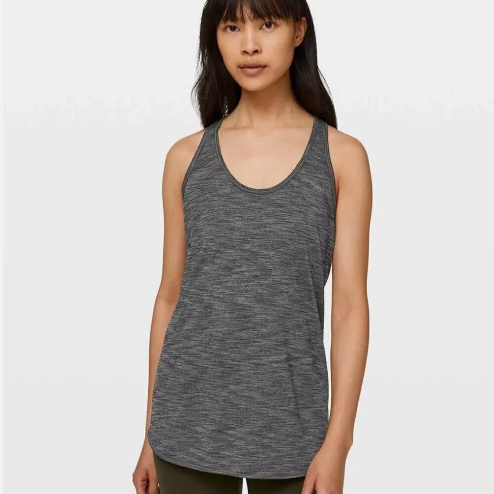 Lululemon Size 2 Essential Tank Top in Heathered Black Pleated Racerback Womens